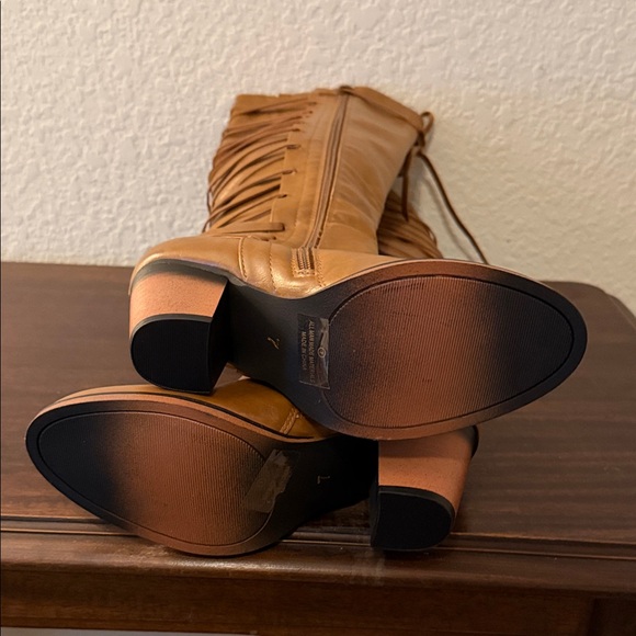 Brown VENUS knee-High Lace-Up Boots size 7 - Picture 5 of 7